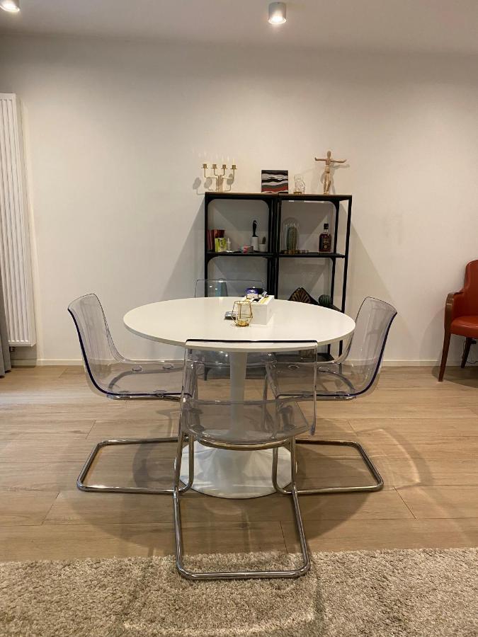 Amazing Flat In Front Of Bois De La Cambre Apartment Brussels Exterior photo